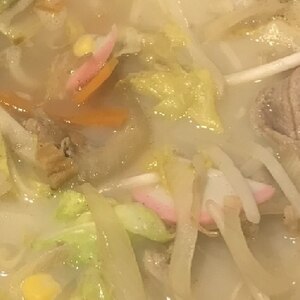 スープが美味しい！野菜盛り沢山☆ちゃんぽんうどん☆